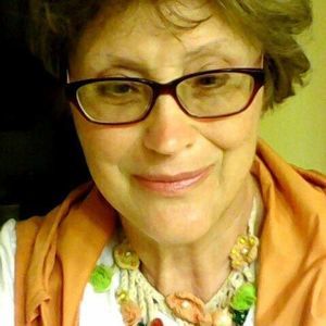 Meet your Posher, Adriana